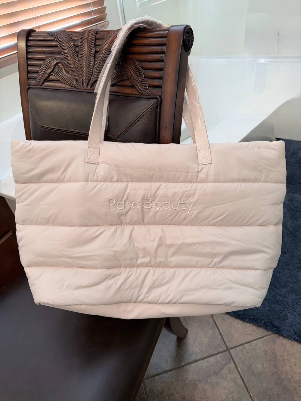 Rare Beauty Puffy Traveler Tota
